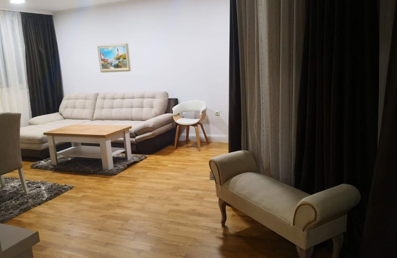 Аренда просторной 2-комнатной квартиры, Варна, Болгария